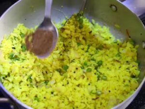 Poha Recipe in Hindi - पोहा बनाने के तरीके